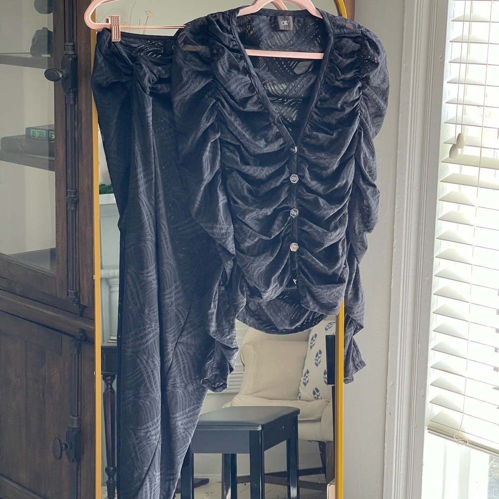 NWOT OW WANTED Lace Black Ruffled Cardigan and IRIS Lace Skirt Set Size Small - Picture 4 of 9